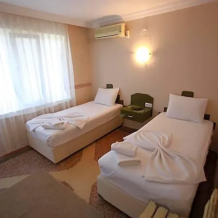Tunc Hotel Ayvalı