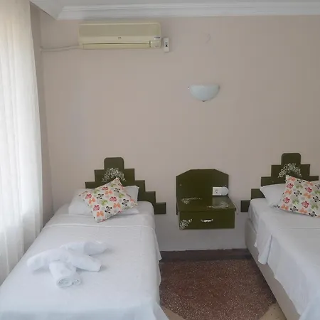 Tunc Hotel 3*