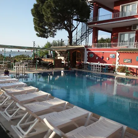 Tunc Otel 3*
