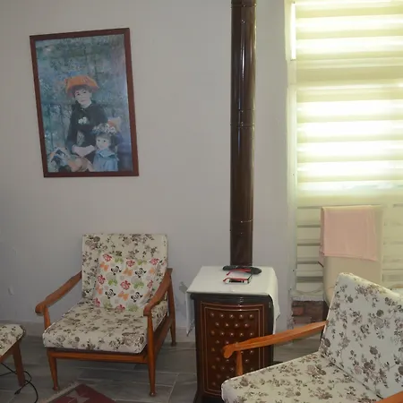 Tunc Hotel