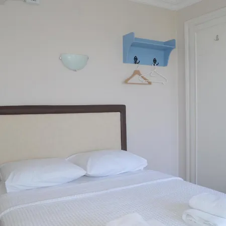 Otel Tunc Ayvalı