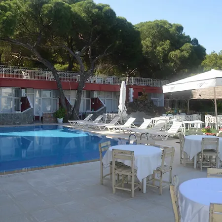 Tunc Hotel